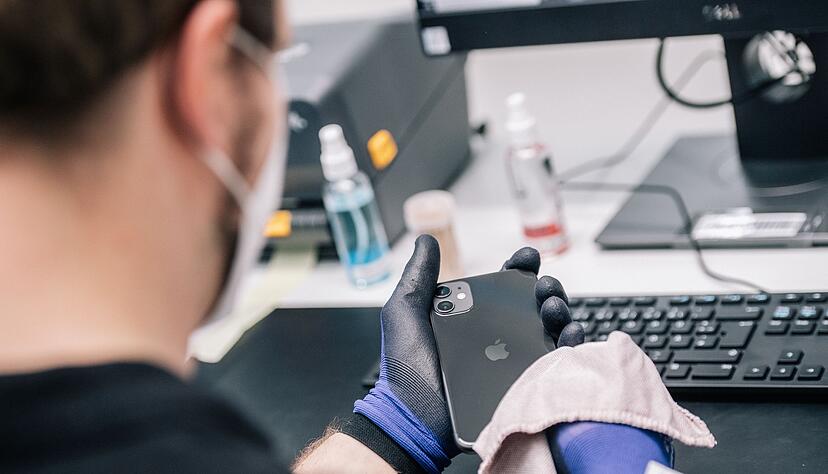 Refurbished bedeutet, dass ein Profi ein gebrauchtes Gerät wieder auf Vordermann gebracht hat - falls und wo dies nötig war. Refurbished bedeutet, dass ein Profi ein gebrauchtes Gerät wieder auf Vordermann gebracht hat - falls und wo dies nötig war.