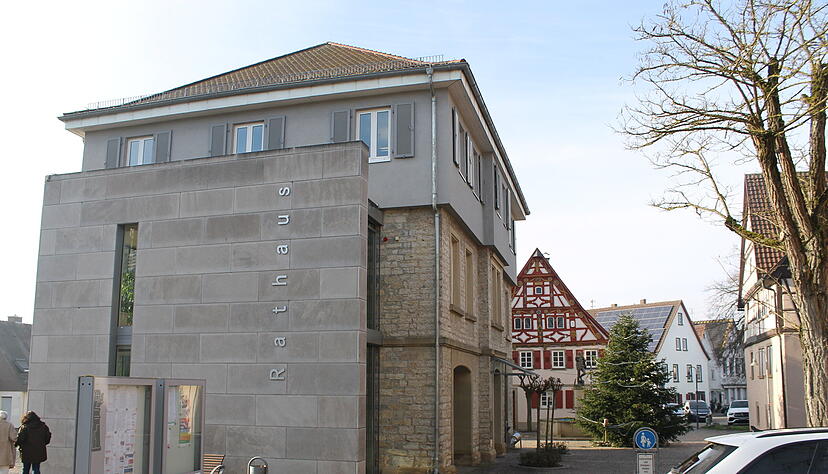 In Jagsthausen steht am 8. M&auml;rz die B&uuml;rgermeisterwahl an. Wer wird nach 40 Jahren Nachfolger von Roland Halter?