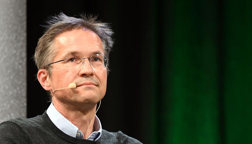 Soziologe Gerald Knaus sagt, der Krieg in der Ukraine entscheide über die Zukunft der EU. Soziologe Gerald Knaus sagt, der Krieg in der Ukraine entscheide über die Zukunft der EU.