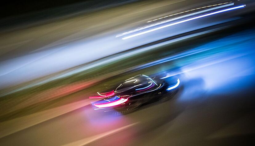 Im Rausch der Geschwindigkeit: Wer zu schnell fährt, muss mit Konsequenzen rechnen - im Zweifel aber kontrolliert man die Angaben im Urteil aber genau. Im Rausch der Geschwindigkeit: Wer zu schnell fährt, muss mit Konsequenzen rechnen - im Zweifel aber kontrolliert man die Angaben im Urteil aber genau.