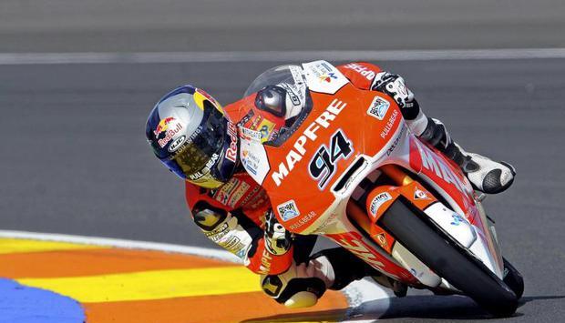 Jonas Folger will Sandro Cortese als Champion beerben. Foto Manuel Bruque Foto: Manuel Bruque Jonas Folger will Sandro Cortese als Champion beerben. Foto Manuel Bruque Foto: Manuel Bruque