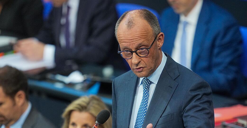 Der Regierungschef sagte im Bundestag: &laquo;Wolfram Weimer hat mein Vertrauen.&raquo;