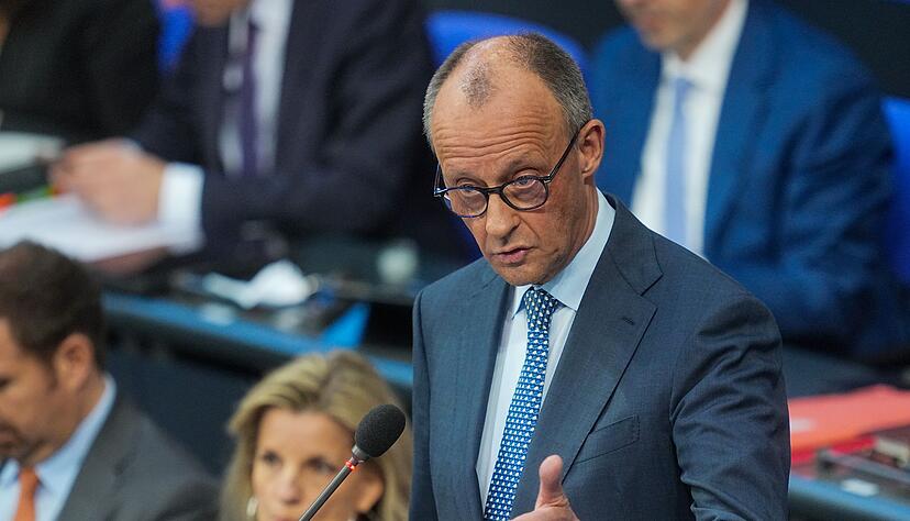 Der Regierungschef sagte im Bundestag: &laquo;Wolfram Weimer hat mein Vertrauen.&raquo;