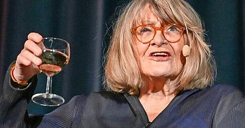 &bdquo;Wenn ich zur&uuml;ckblicke, was vor 50 Jahren war. Wir Frauen haben ungeheuer viel erreicht&ldquo;: Am 26. M&auml;rz spricht Alice Schwarzer &ndash; hier bei der Buchvorstellung in Berlin &ndash; in der Volkshochschule Heilbronn &uuml;ber &bdquo;Feminismus pur .99 Worte&ldquo;.