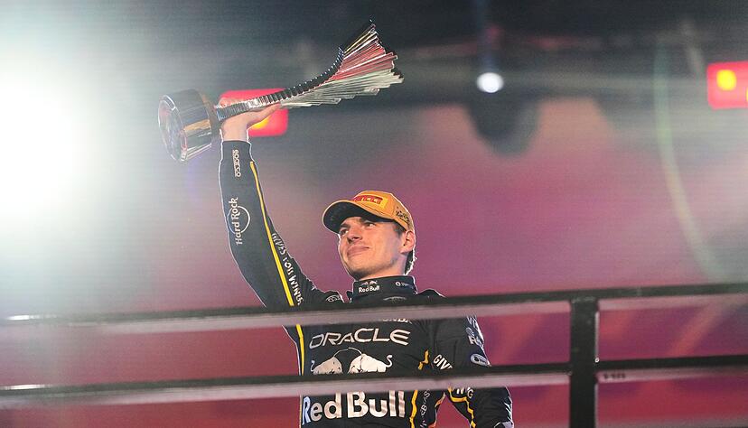 Jetzt liegt Max Verstappen nur noch 24 Punkte hinter Platz eins.