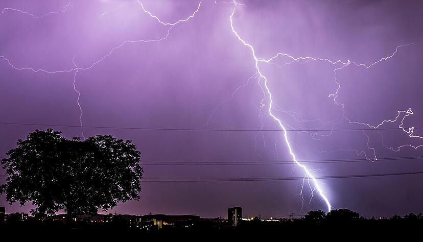 Unwetterwarnung für Baden-Württemberg: Schwere Gewitter mit Starkregen und Hagel am Dienstag. (Symbolbild)