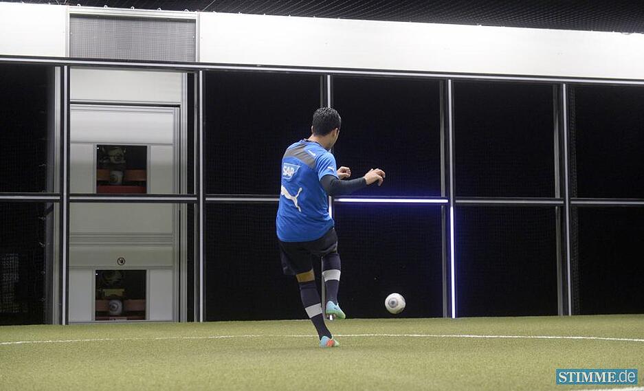 Ballschussanlage Footbonaut | 26.02.