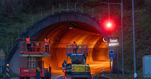 Durch den Schemmelsbergtunnel f&uuml;hrt die B39 von Heilbronn in Richtung Weinsberger Tal.