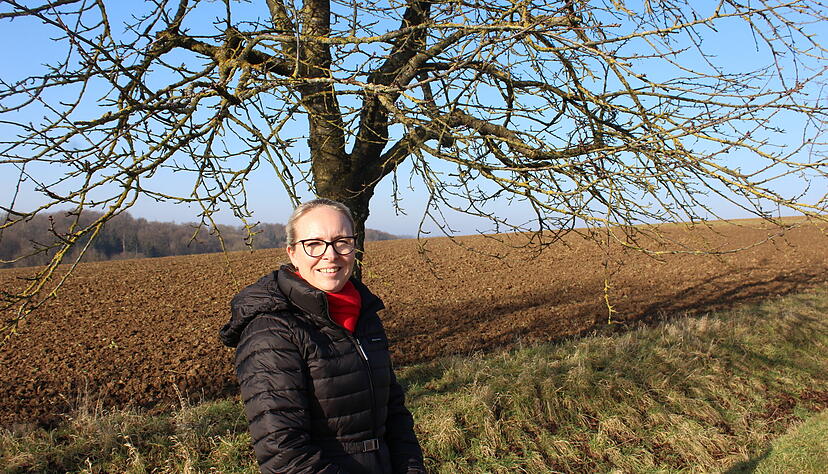 Wei&szlig;, wie eine l&auml;ndliche Kommune tickt: Kathrin Veyel m&ouml;chte B&uuml;rgermeisterin in Zweiflingen werden. Foto: Stefanie Jani