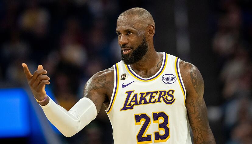 LeBron James f&uuml;hrt in Abwesenheit zweier Stars sein Team an. (Archivbild)