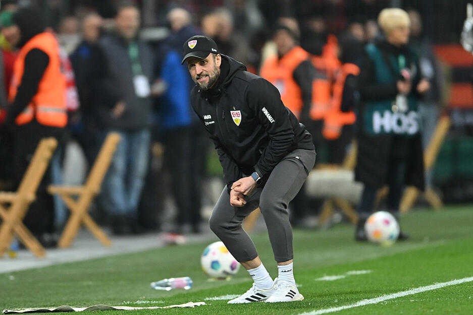 In der Saison 2023/24 ist der VfB Stuttgart eines DER Überraschungsteams und spielt sogar um die Champions League-Plätze.