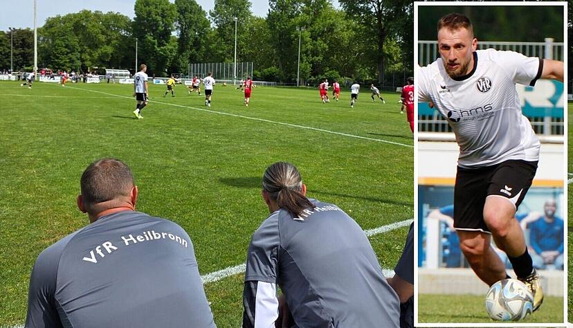Was sich der Spielmacher des VfR Heilbronn in der Schlussphase der Partie gegen die TSG Hofherrnweiler-Unterrombach leistet, gefällt Trainer Markus Lang und Teammanager Zdenko Juric gar nicht.