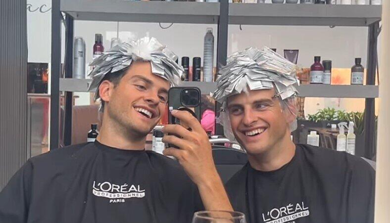 Die Zwillinge Luka und Julian von GNTM lassen sich in einem Heilbronner Friseursalon die Haare auffrischen. Die Zwillinge Luka und Julian von GNTM lassen sich in einem Heilbronner Friseursalon die Haare auffrischen.