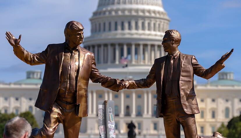 Ein gro&szlig;es Problem f&uuml;r Trump scheint die Ver&ouml;ffentlichung von Akten zu Epstein zu sein. (Archivbild)