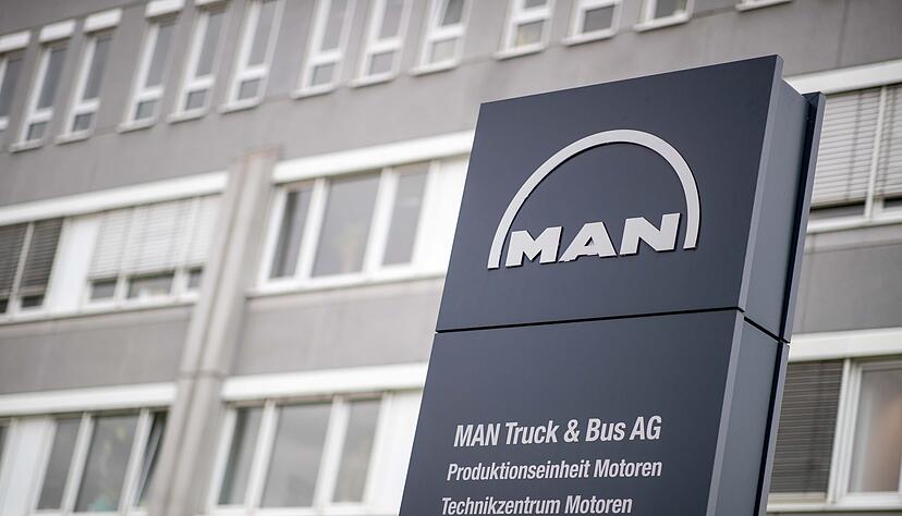 Der Lkw- und Bushersteller MAN meldet einen riesigen Auftrag der Bahn.